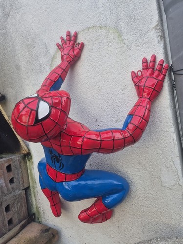 Spiderman action figure grande